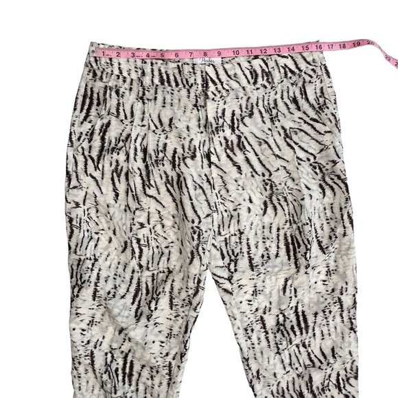 Parker ruched cropped Devlin pants pleated front pockets tiger print green sz 8 - Picture 10 of 15